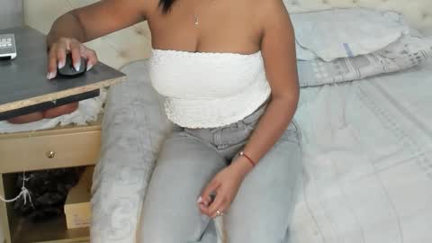 nami_sam online show from December 14, 12:21 pm