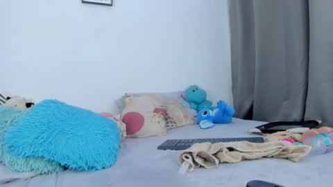 N A M I    -   OF  namibergmant online show from January 15, 1:34 am