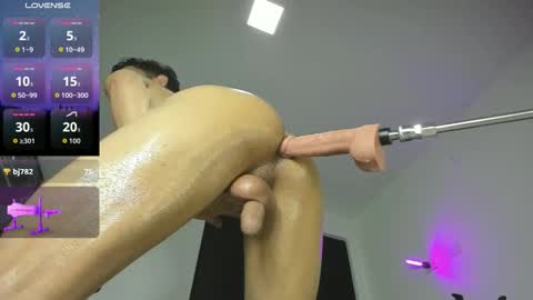 Snapshot of namir__ chatting on January 9, 7:11 am Namir online show from January 9, 7:11 am