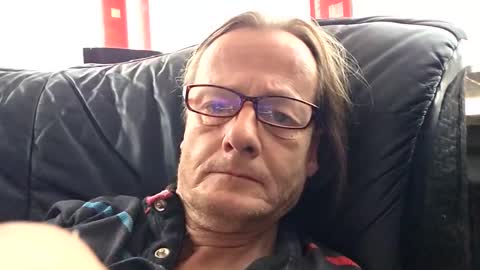 Snapshot of namorreyeb chatting on October 4, 11:52 am namorreyeb online show from October 4, 11:52 am