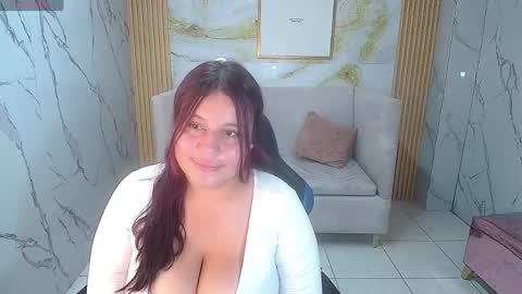 Nana online show from May 28, 8:06 pm