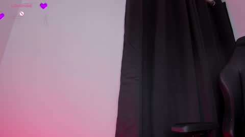            online show from December 23, 8:33 am