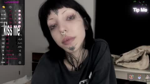 Nana online show from December 27, 6:20 pm