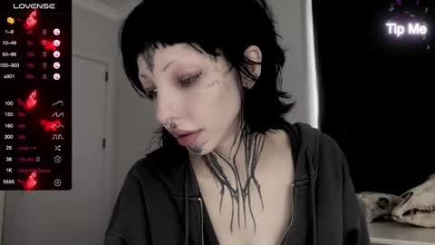 Nana online show from January 5, 9:37 am