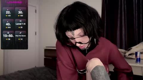 Nana online show from March 10, 8:15 am