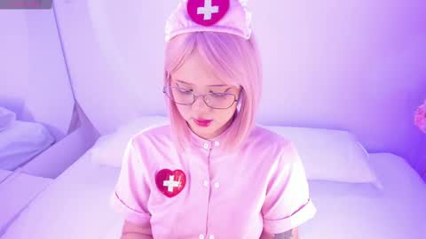 NanaOsaky online show from October 27, 12:20 pm