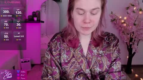 Nancy online show from December 17, 11:06 am