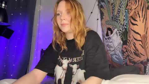 Snapshot of nancy_witch chatting on February 23, 3:40 pm Nancy and Archi online show from February 23, 3:40 pm