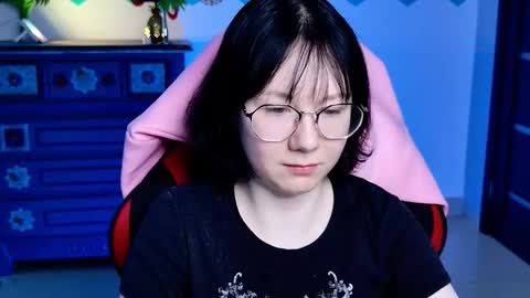 nancymartinez online show from October 25, 5:26 am