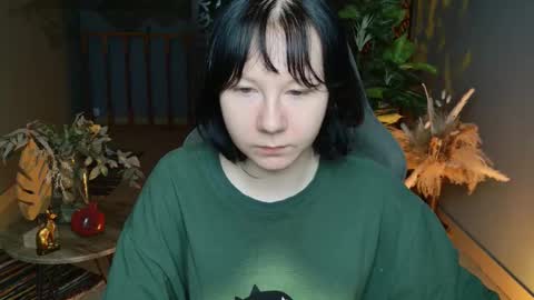 nancymartinez online show from December 17, 5:02 am