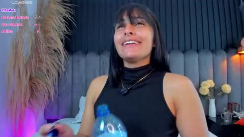 Nanda online show from February 28, 7:26 pm