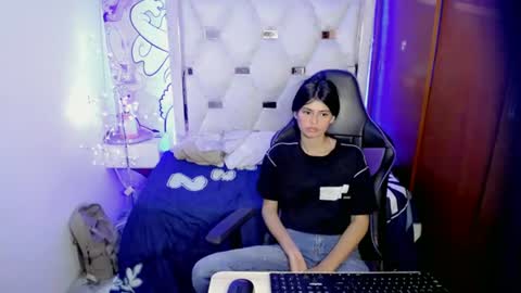 Snapshot of nani_155_ chatting on June 18, 5:30 am NANI online show from June 18, 5:30 am