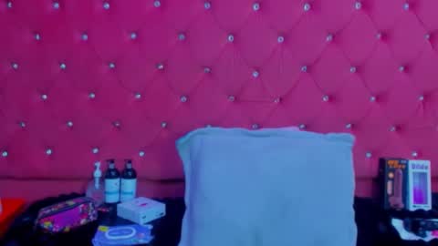 nanis james15 online show from April 3, 2:53 am