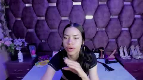 nanis james15 online show from May 17, 7:28 am