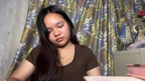 Sophie online show from May 18, 3:40 pm
