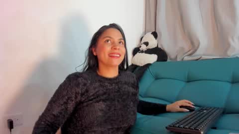 Snapshot of nanny1_ chatting on March 3, 11:32 pm Nanny online show from March 3, 11:32 pm