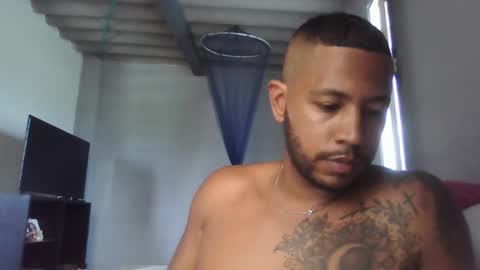 nano1206 online show from April 18, 5:06 pm