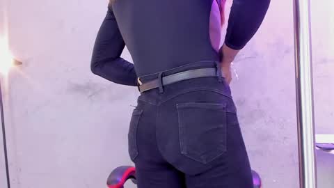 Naomi Blair online show from March 30, 3:51 am