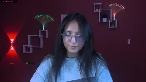 naomi_fox__ online show from May 2, 8:03 pm