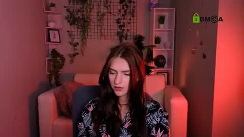 Snapshot of naomi_perl chatting on June 20, 9:45 am Naomi online show from June 20, 9:45 am