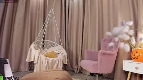 Naomi online show from October 30, 1:07 am