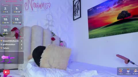 Snapshot of naomiasha_ chatting on January 19, 4:12 am online show from January 19, 4:12 am