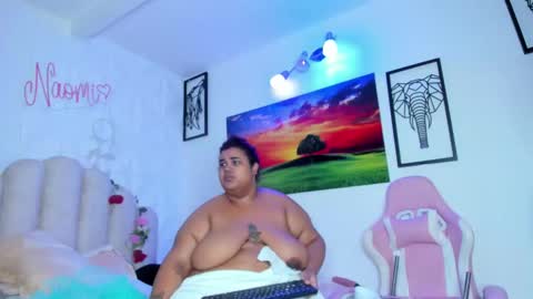 Snapshot of naomiasha_ chatting on January 30, 6:10 pm online show from January 30, 6:10 pm