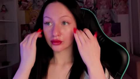 Naomi online show from November 18, 5:12 am