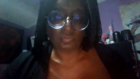 Snapshot of naomifux chatting on October 14, 10:10 pm Naomi online show from October 14, 10:10 pm