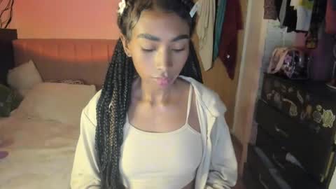 Naomii online show from January 13, 1:13 am