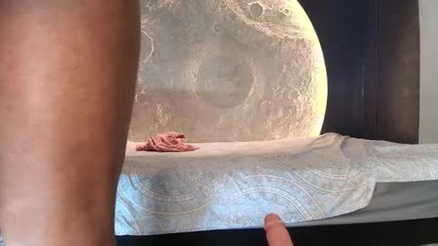 Naomi Qeents online show from November 15, 2:57 pm