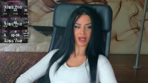 NaomiScarlett online show from October 24, 8:11 am