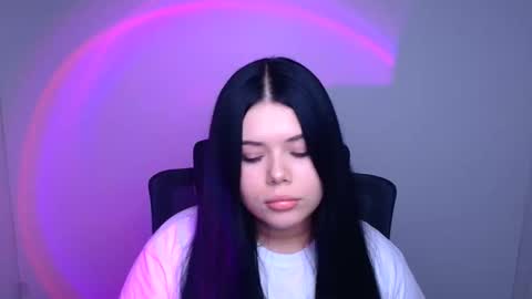 Naomi online show from September 23, 12:30 pm