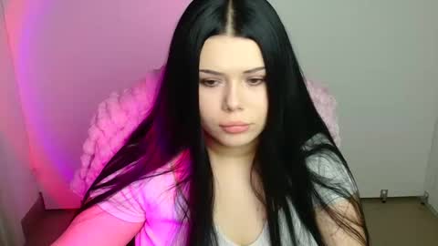 Naomi online show from October 12, 5:12 pm