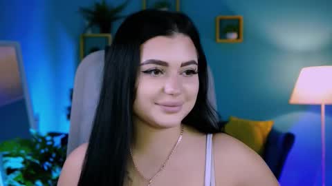 naomiwilsons online show from December 17, 12:33 pm