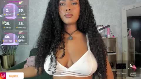 Naomi     online show from November 17, 11:32 pm