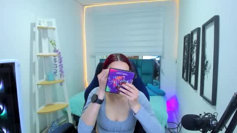 naomy online show from November 26, 2:01 am