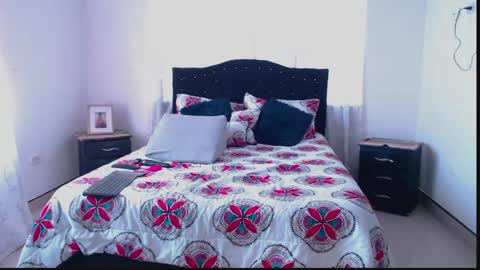 Naomy online show from April 1, 12:39 pm