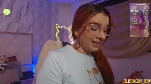 Snapshot of naomy_tay1 chatting on January 17, 3:11 am Naomy online show from January 17, 3:11 am