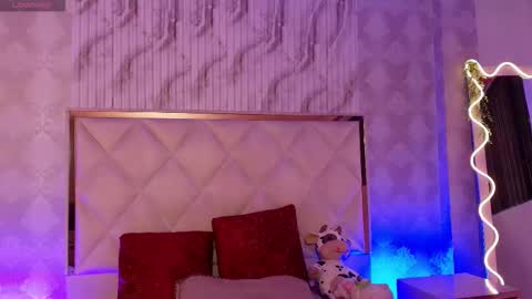 Snapshot of naomy_tay1 chatting on February 1, 3:16 am Naomy online show from February 1, 3:16 am