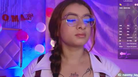 Snapshot of naomy_tay1 chatting on February 15, 7:51 am Naomy online show from February 15, 7:51 am