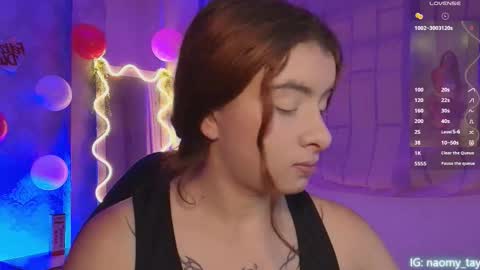 Snapshot of naomy_tay1 chatting on February 16, 4:08 am Naomy online show from February 16, 4:08 am