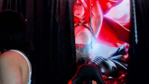 naomy  online show from September 25, 11:58 am