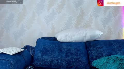 Naomy Cole online show from February 1, 10:13 pm