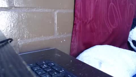 naomylux1 online show from February 5, 5:56 am