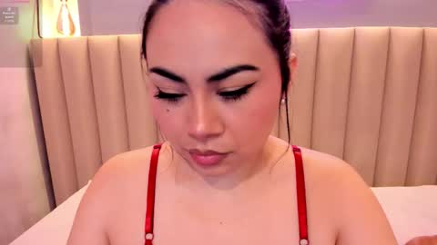 Naomy  online show from February 22, 5:11 pm