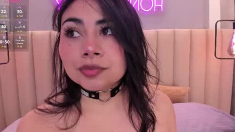 Snapshot of naomymonroe_ chatting on July 13, 11:57 am Naomy online show from July 13, 11:57 am