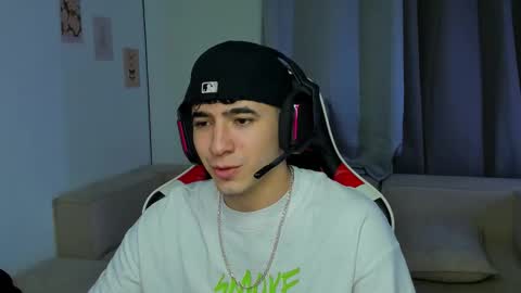 sebastian online show from September 9, 5:40 am