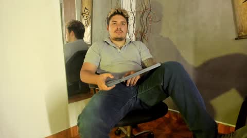 deibyd online show from January 18, 1:51 pm