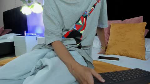 Nascary Fox online show from September 13, 8:08 pm